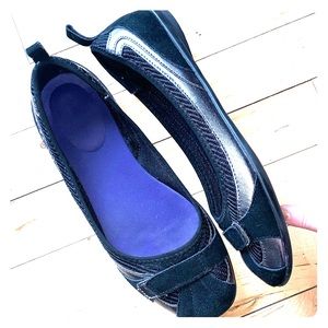 Black and Silver Suede Ballet Flats Size 7.5